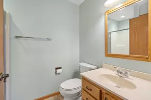 1325 S Westhaven Dr, Oshkosh, WI 54904 - Photo 28