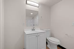 2130 Elm View Dr, Ashwaubenon, WI 54304 - Photo 32