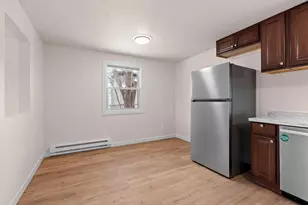 2130 Elm View Dr, Ashwaubenon, WI 54304 - Photo 10