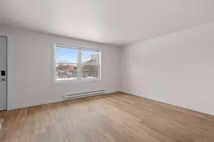 2130 Elm View Dr, Ashwaubenon, WI 54304 - Photo 4