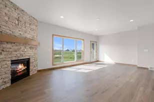 726 Tambour Ct, De Pere, WI 54115 - Photo 22