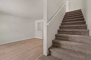 2130 Elm View Dr, Ashwaubenon, WI 54304 - Photo 12