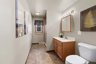 104 Sheridan St, Oconto Falls, WI 54154 - Photo 18