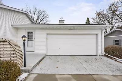 204 Hayes Street, Kaukauna, WI 54130 - Photo 4