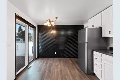 409 Easy Street, Green Bay, WI 54311 - Photo 10