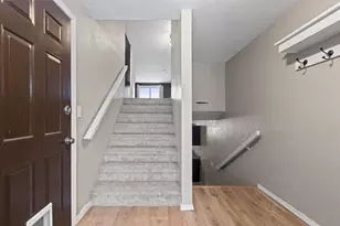 2766 Aquarius Rd, Green Bay, WI 54311 - Photo 8