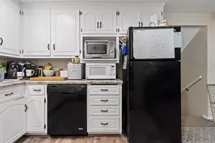 2766 Aquarius Rd, Green Bay, WI 54311 - Photo 38