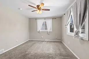 2766 Aquarius Rd, Green Bay, WI 54311 - Photo 22