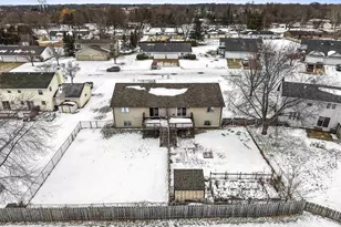 2766 Aquarius Rd, Green Bay, WI 54311 - Photo 2