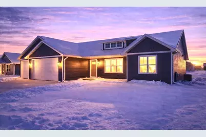 2041 Bear Paw Trail, Kaukauna, WI 54130 - Photo 2