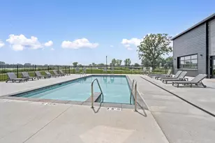 433 Aldon Cir, Ashwaubenon, WI 54304 - Photo 6