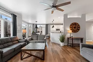 1228 Gail Dr, Green Bay, WI 54311 - Photo 8