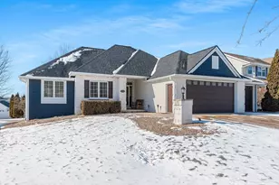 1228 Gail Dr, Green Bay, WI 54311 - Photo 1