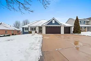 1228 Gail Dr, Green Bay, WI 54311 - Photo 1