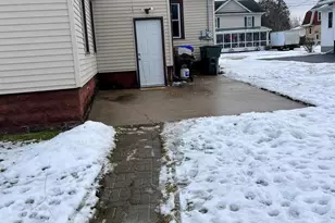 705 W North Water St, New London, WI 54981 - Photo 28