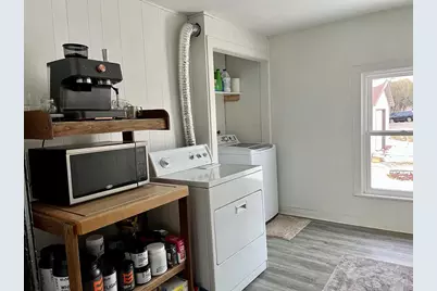 705 W North Water Street, New London, WI 54981 - Photo 8