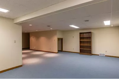 8 Fiesta Court #E, Appleton, WI 54911 - Photo 22