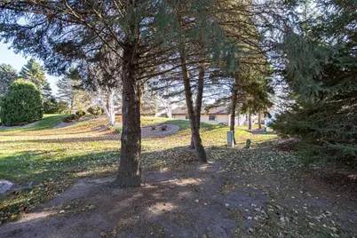 8 Fiesta Court #E, Appleton, WI 54911 - Photo 32