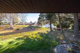 8 Fiesta Ct, Appleton, WI 54911 - Photo 28