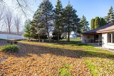 8 Fiesta Court #E, Appleton, WI 54911 - Photo 28