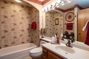 8 Fiesta Ct, Appleton, WI 54911 - Photo 16