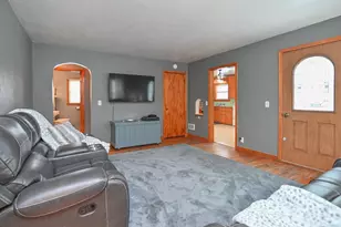 1021 Navarino St, Algoma, WI 54201 - Photo 8