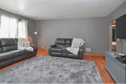 1021 Navarino Street, Algoma, WI 54201 - Photo 6