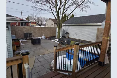 1230 S 31st Street, Manitowoc, WI 54220 - Photo 2