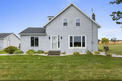 5637 Town Hall Drive, Pulaski, WI 54162 - Photo 1