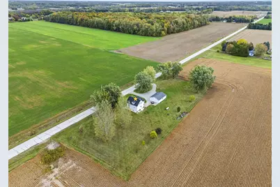 5637 Town Hall Drive, Pulaski, WI 54162 - Photo 4