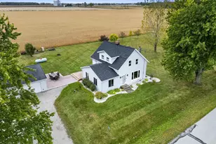 5637 Town Hall Dr, Pulaski, WI 54162 - Photo 40