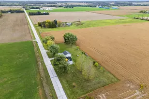 5637 Town Hall Dr, Pulaski, WI 54162 - Photo 56