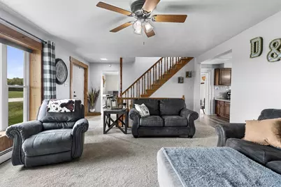 5637 Town Hall Drive, Pulaski, WI 54162 - Photo 10