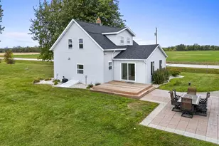 5637 Town Hall Dr, Pulaski, WI 54162 - Photo 46