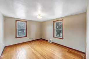 1243 Berner St, Green Bay, WI 54302 - Photo 16