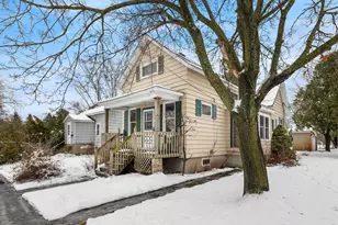 655 Gilmore St, Marinette, WI 54143 - Photo 24