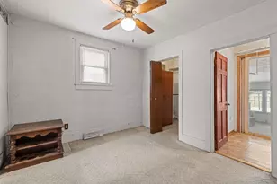 655 Gilmore St, Marinette, WI 54143 - Photo 4