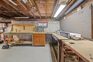 655 Gilmore St, Marinette, WI 54143 - Photo 20