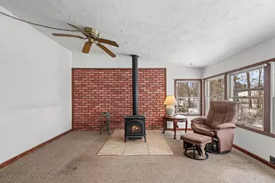 655 Gilmore Street, Marinette, WI 54143 - Photo 2