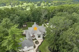 120 Stonebridge Ct, Green Bay, WI 54313 - Photo 2