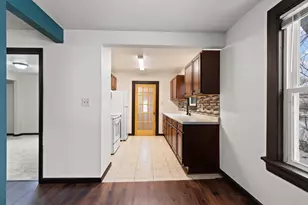 821 School Pl, Green Bay, WI 54303 - Photo 10