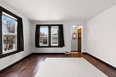 821 School Place, Green Bay, WI 54303 - Photo 6