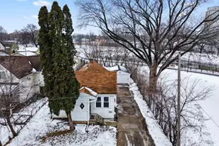 821 School Pl, Green Bay, WI 54303 - Photo 24