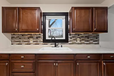 821 School Place, Green Bay, WI 54303 - Photo 12