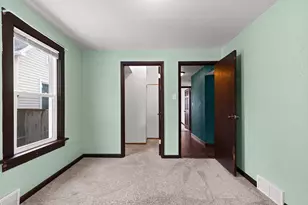 821 School Pl, Green Bay, WI 54303 - Photo 16