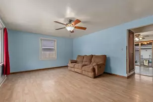 848 E Glendale Ave, Appleton, WI 54911 - Photo 8