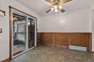 848 E Glendale Ave, Appleton, WI 54911 - Photo 6