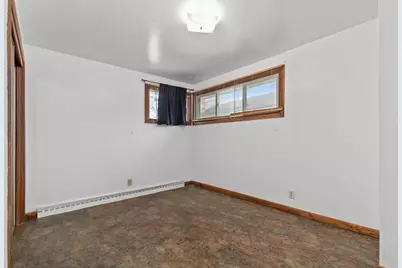 848 E Glendale Avenue, Appleton, WI 54911 - Photo 12
