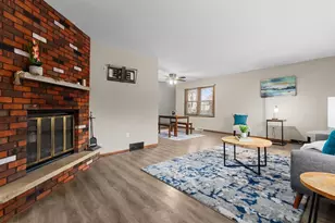 340 Westbrook Dr, Oshkosh, WI 54904 - Photo 6