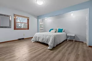 340 Westbrook Dr, Oshkosh, WI 54904 - Photo 14